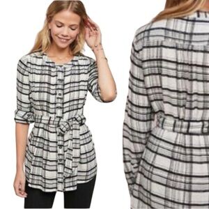 Anthropologie Black and White Peter Pan Collar Tunic
